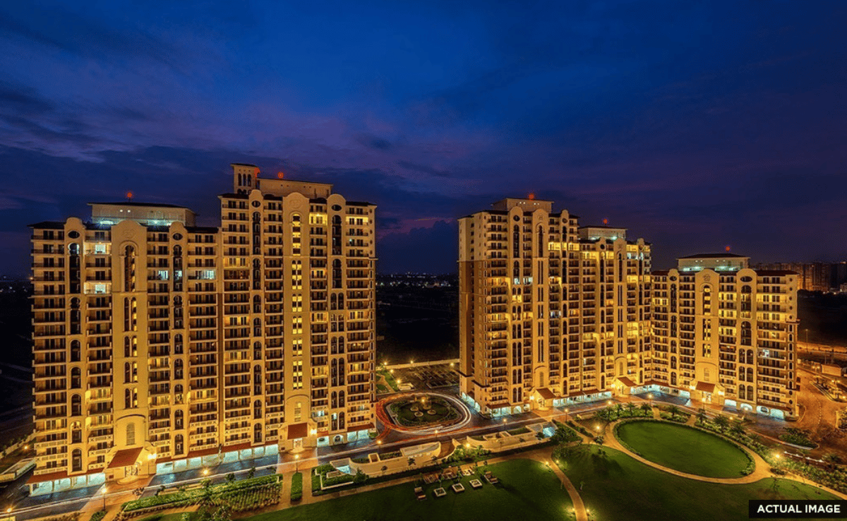 DLF New Town Heights